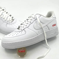 Nike Air Force 1 Supreme bianche
