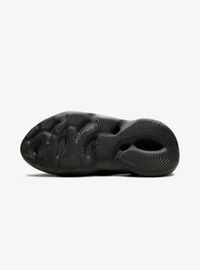 Adidas Yeezy Foam RNNR Carbon - HubResell.com - Streetwear e Sneakers Limitate