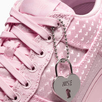 Nike Air Force 1 Low Valentine's Day 2026 - HubResell