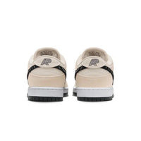 Nike SB Dunk Low ALBINO & PRETO - HubResell