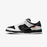 Nike SB Dunk Low TIGHTBOOTH